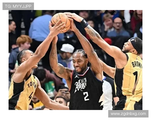 湖蜜冲伦纳德发声四十年无冠真相揭晓引发热议